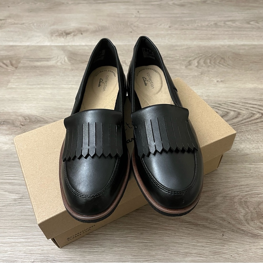 Clarks loafers women size 7